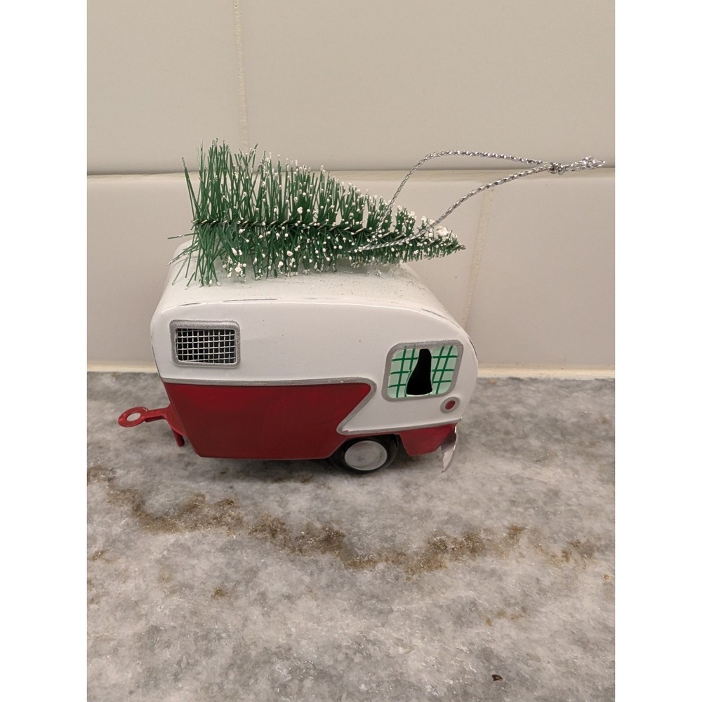 Metal Red & White Retro Camper Trailer‎ Christmas Ornament
